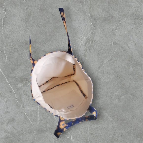 Shoshanna Cream Tote with Floral Accents - Picture 5 of 6